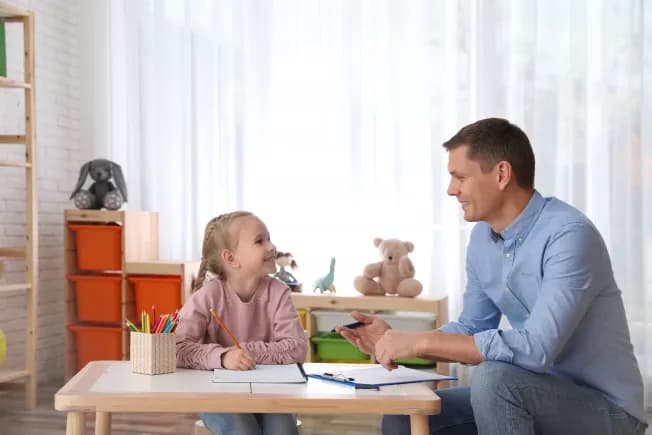 Na czym polega nauczanie indywidualne i dlaczego jest ważne dla uczniów?