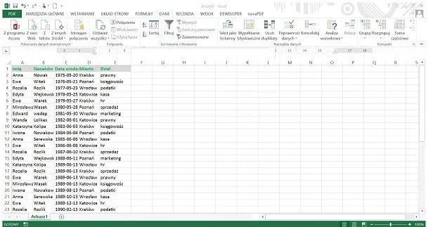 Jak zablokować okienka w Excelu, aby nie stracić ważnych danych