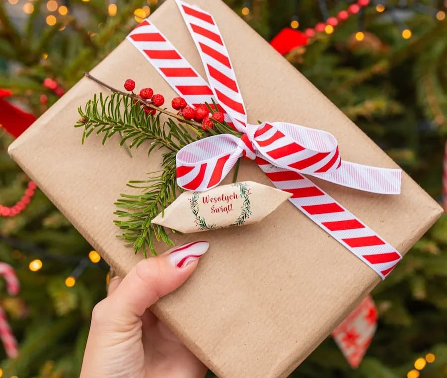 Co kupić wychowawcy na święta? Oryginalne pomysły na prezenty